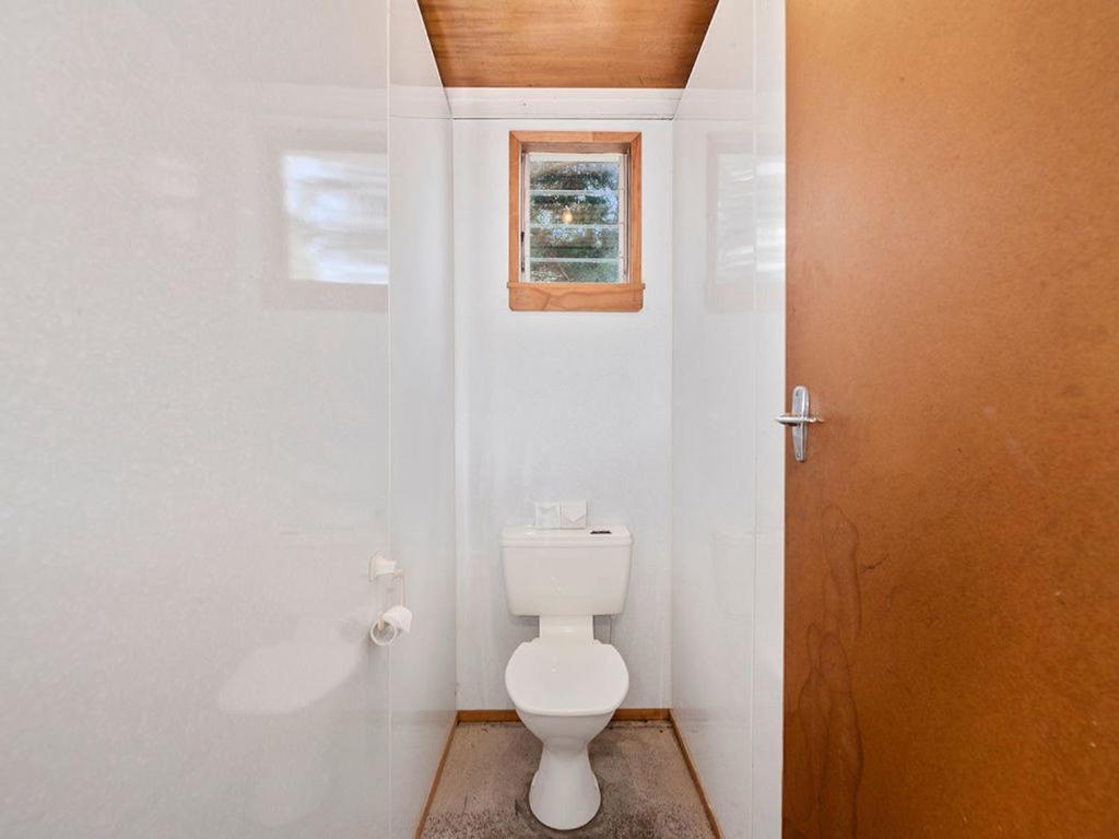 Lake Edge Cottage - Waitahanui Holiday Home Extérieur photo